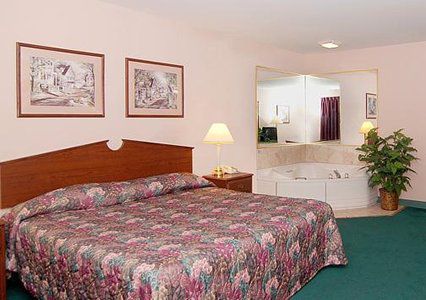 Hotel Americinn By Wyndham 3*